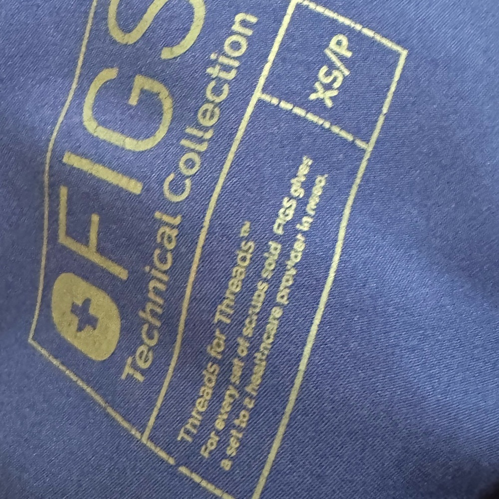 Figs cargo Pants in royal Blue - Picture 3 of 3